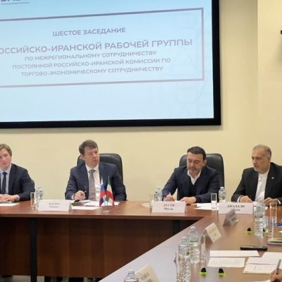 إيران وروسيا تؤكدان على تعزيز التعاون الإقليمي والاقتصادي بين المحافظات الحدودية