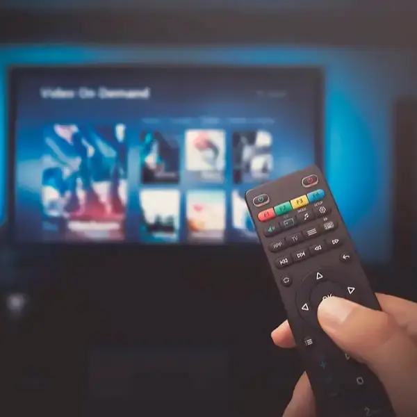 اشتراک فیلم و سریال روی تلوزیون