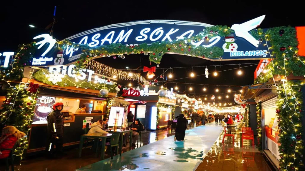 کریسمس در میدان تکسیم استانبول