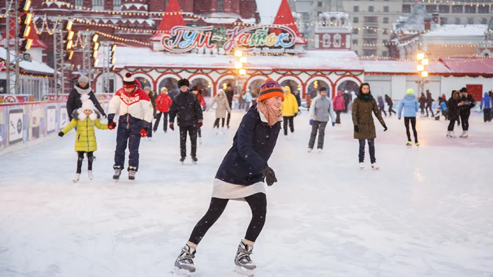 پیست‌های یخی GUM و VDNKh در روسیه