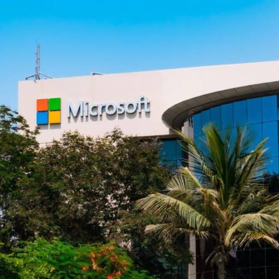 مایکروسافت ۷.۹ میلیارد دلار دیگر در توسعه هوش مصنوعی و رایانش ابری امارات سرمایه‌گذاری می‌کند