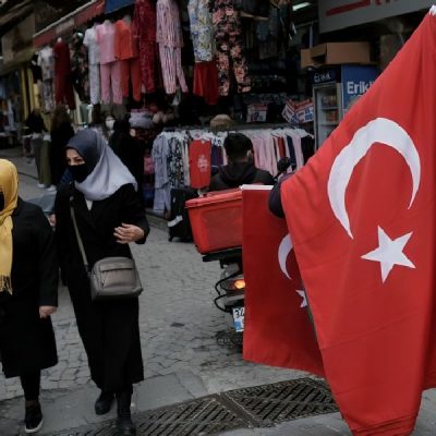 چالش‌ها و تحولات لیر ترکیه: از بحران ارزی تا اصلاحات اقتصادی