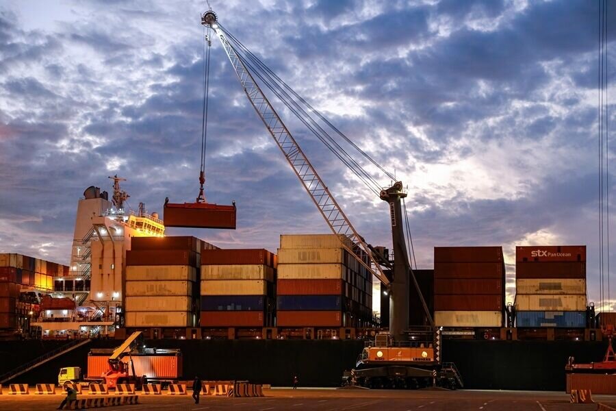 Iran Aims to Cut Customs Clearance Time to 3 Days