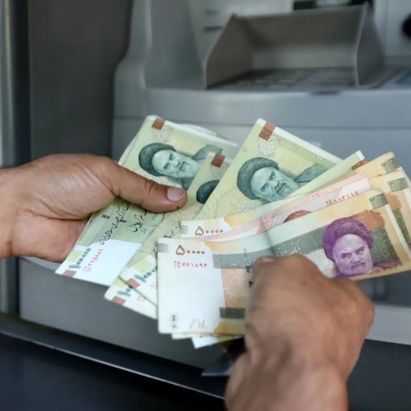Iran Moves to Remove Four Zeros from Rial Amid Persistent Inflation Crisis